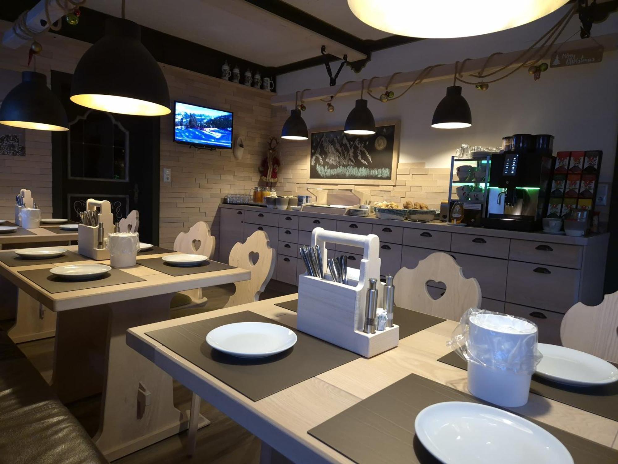 艾奇 施蒂里亚之吻旅馆酒店 外观 照片