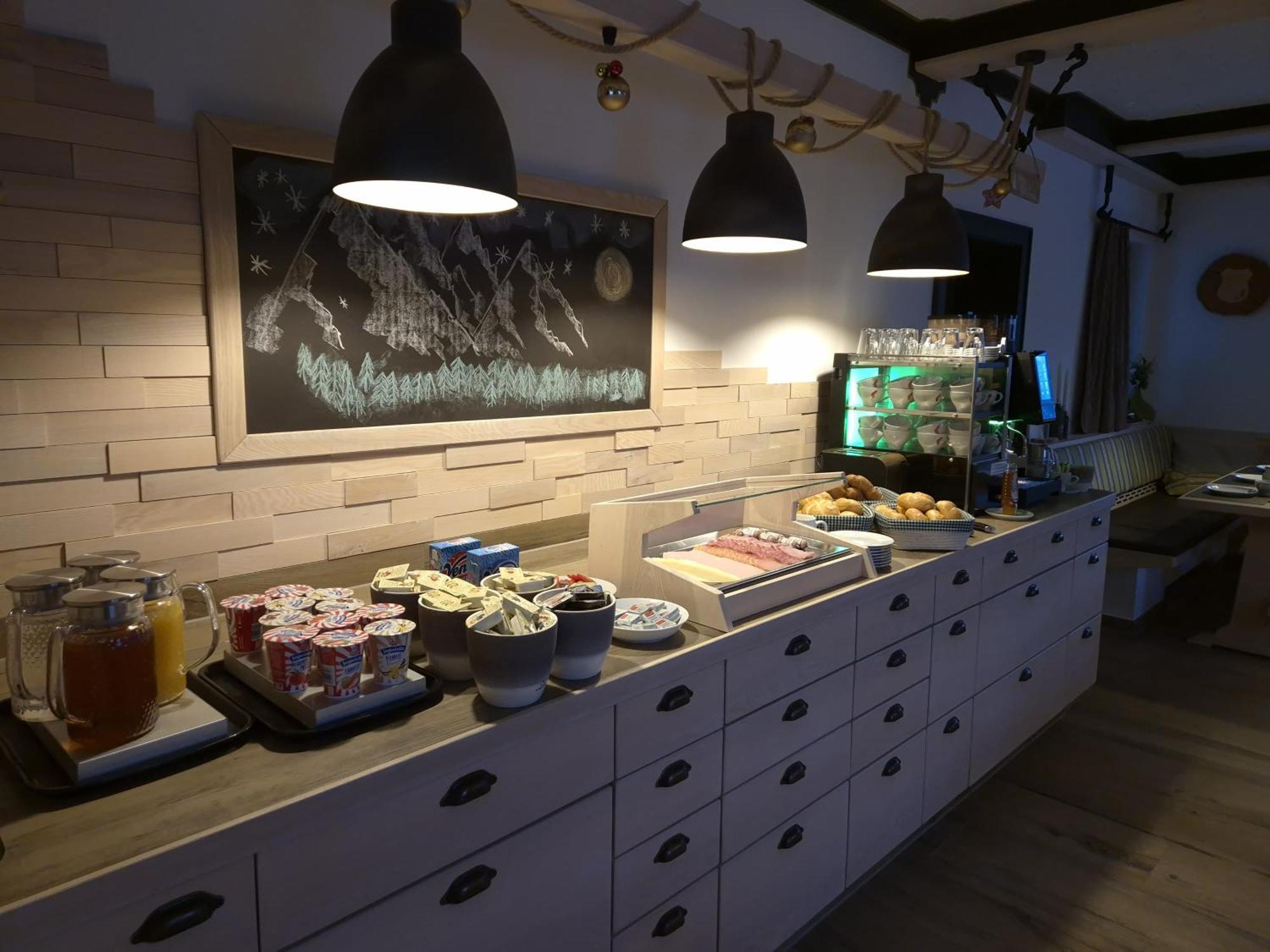 艾奇 施蒂里亚之吻旅馆酒店 外观 照片